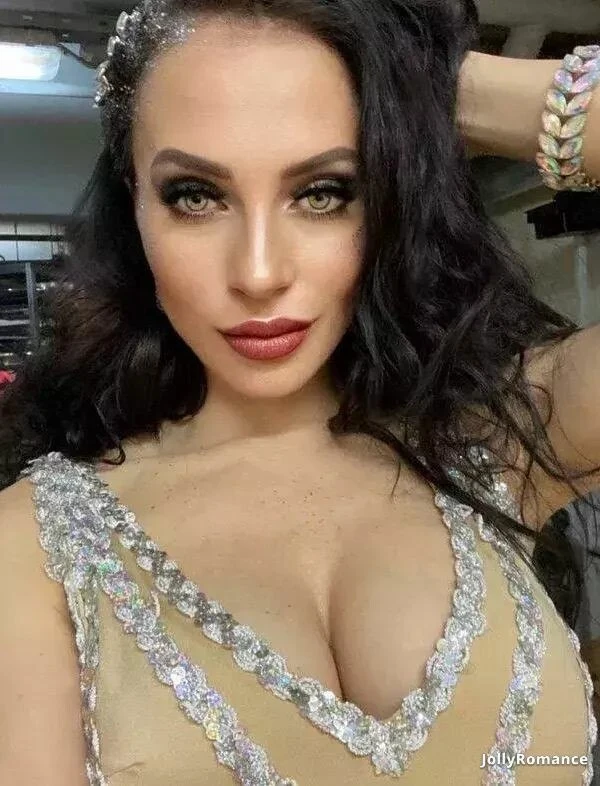 Nana Profile image 1