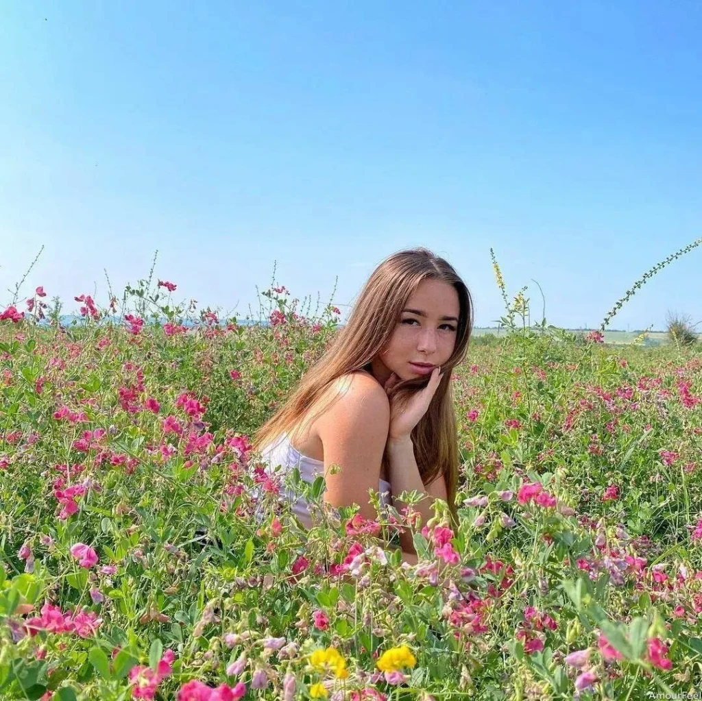 Inna Profile image 2