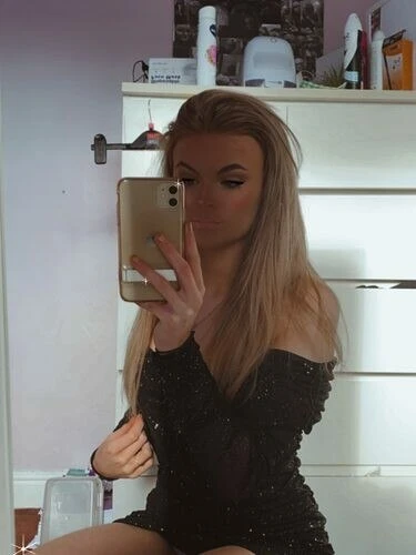 babynikki__ Profile image 2