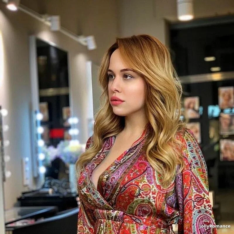 Lilia Profile image 4