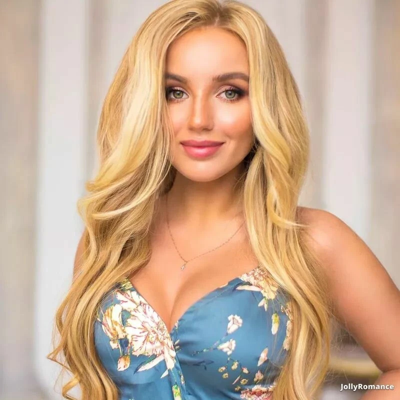 Ekaterina Profile image 1